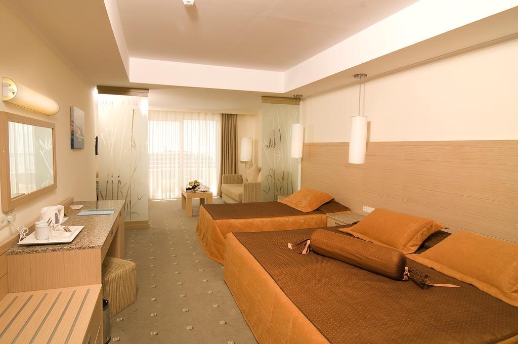 Sealight Resort Hotel Kusadasi Ruang foto