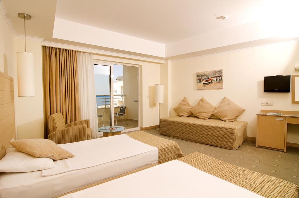 Sealight Resort Hotel Kusadasi Ruang foto