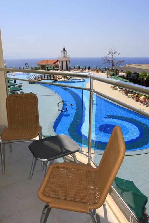 Sealight Resort Hotel Kusadasi Ruang foto