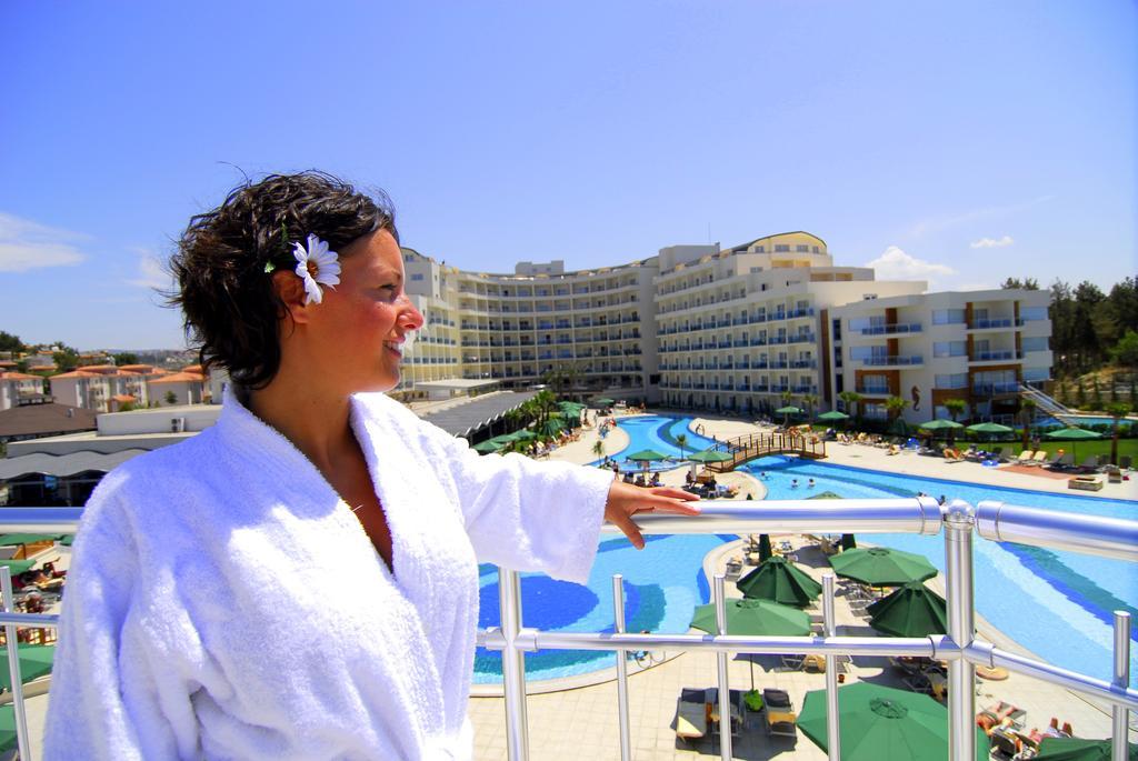 Sealight Resort Hotel Kusadasi Bagian luar foto