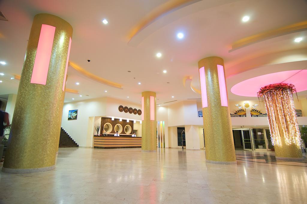 Sealight Resort Hotel Kusadasi Bagian luar foto