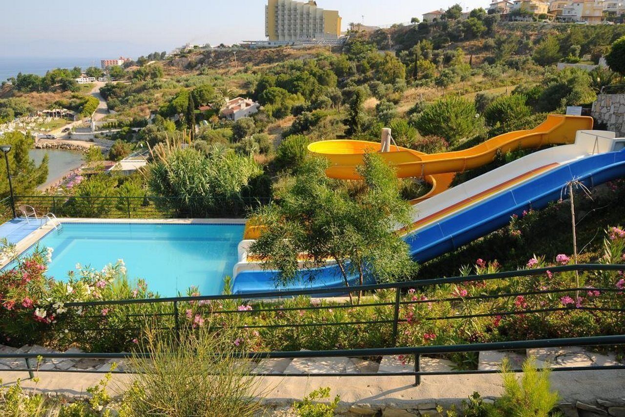 Sealight Resort Hotel Kusadasi Bagian luar foto